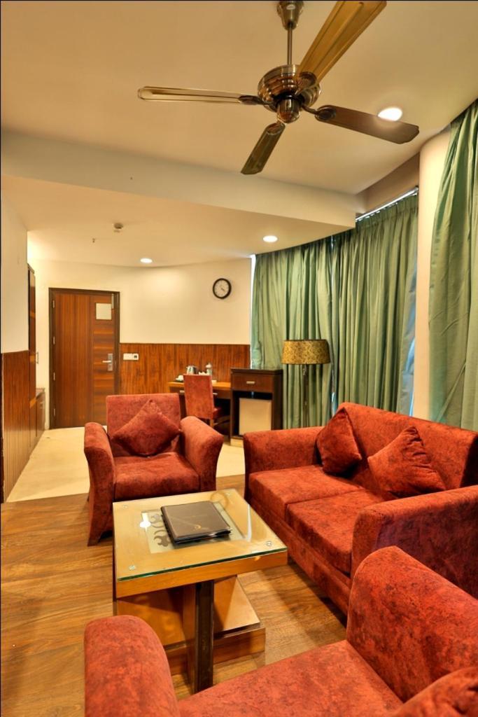 Hotel The Amaris Rishīkesh Esterno foto