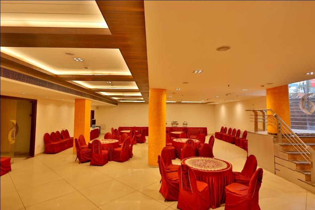 Hotel The Amaris Rishīkesh Esterno foto