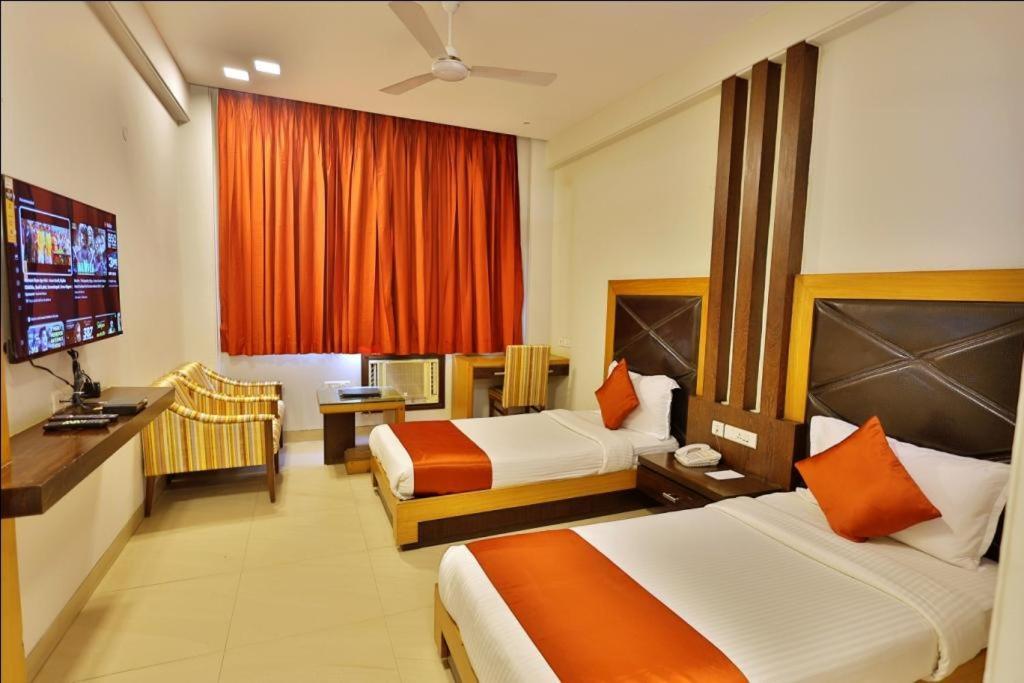 Hotel The Amaris Rishīkesh Esterno foto