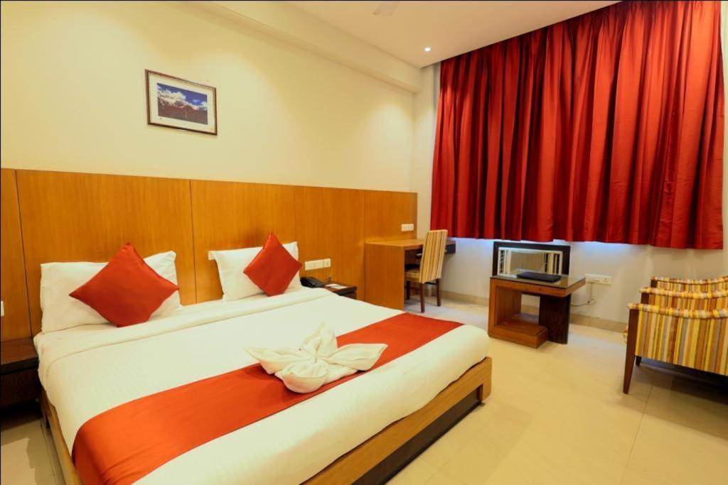 Hotel The Amaris Rishīkesh Esterno foto