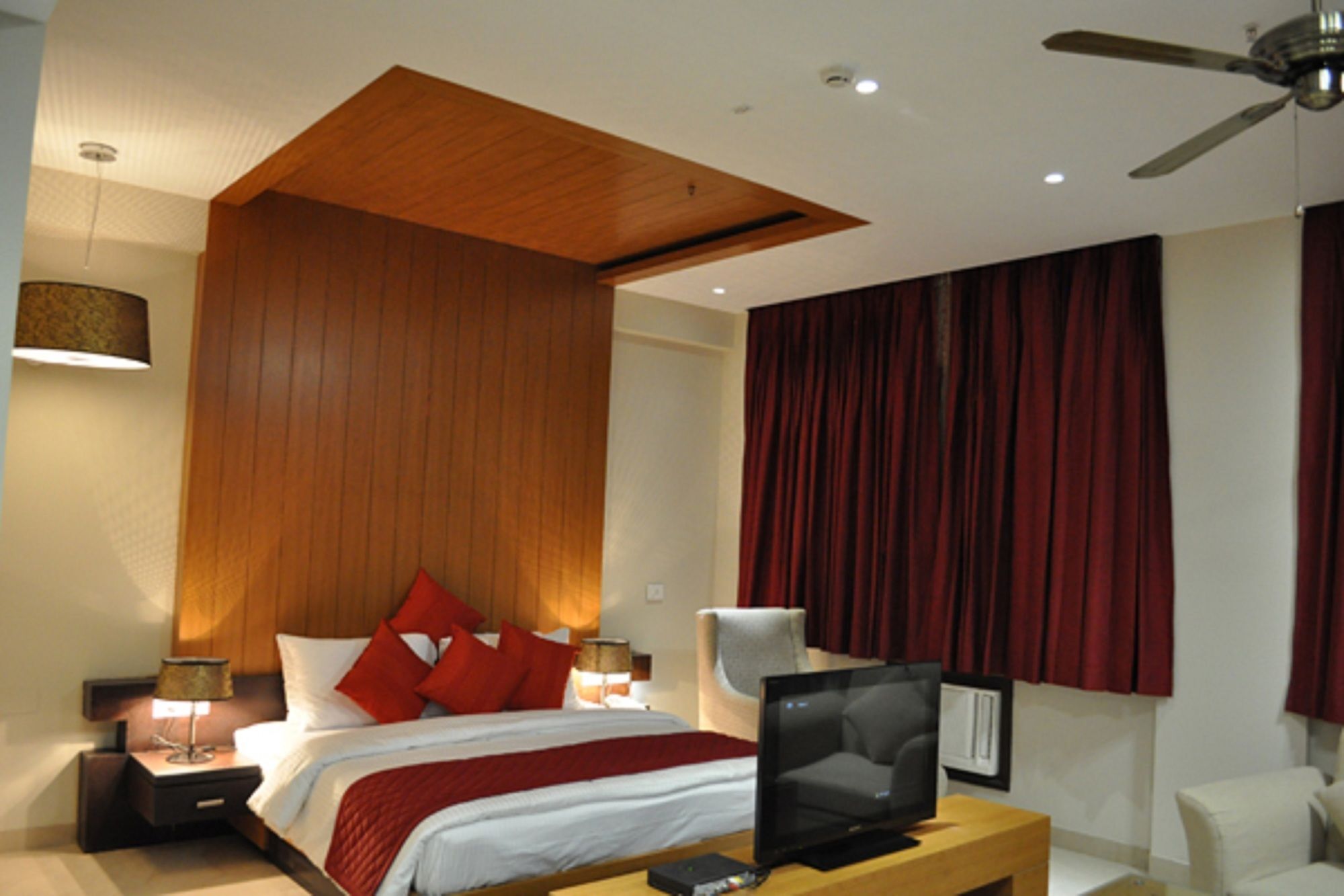 Hotel The Amaris Rishīkesh Esterno foto